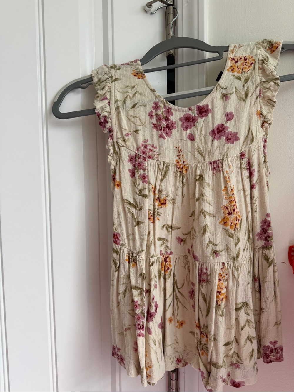 American Eagle Cream Floral Tiered Shirt